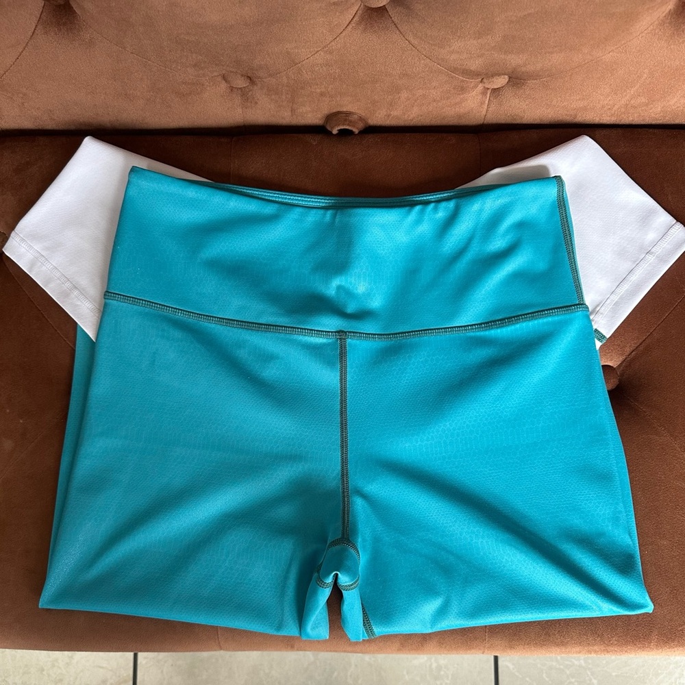 ZYIA turquoise snd white leggings super stretch